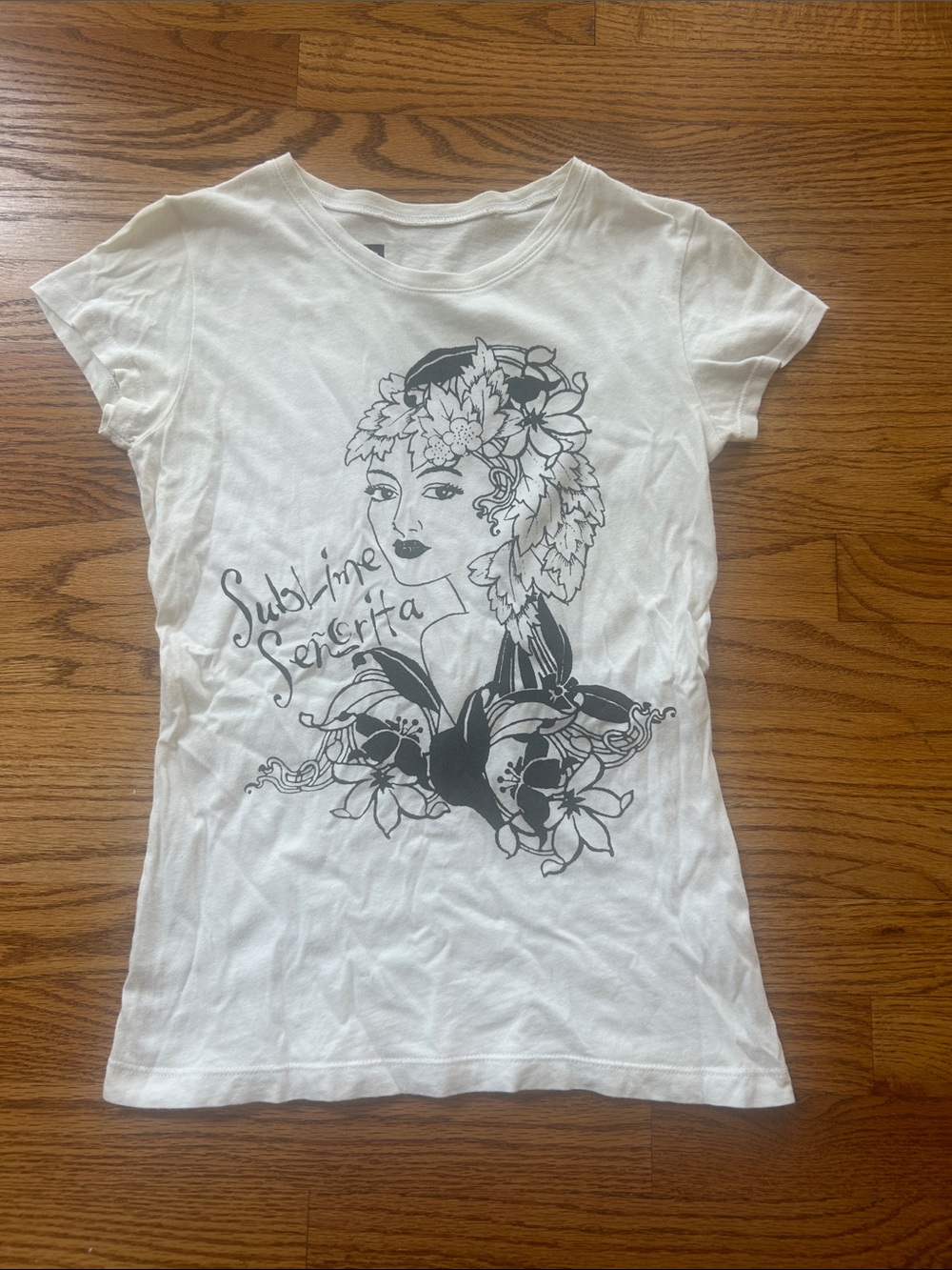 Vintage GAP Graphic Tee Size Small